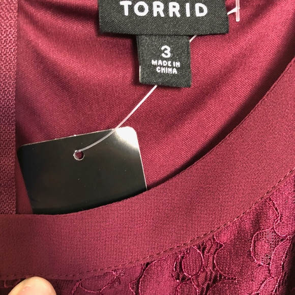 Cranberry Lace top - Picture 4 of 5